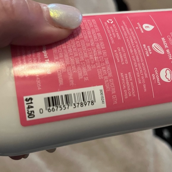 RARE! NLA! Bath and body works Bright Christmas morning nourishing body lotion - Picture 3 of 5